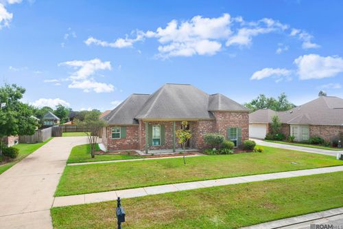6680 Summerlin Dr, Zachary, LA, 70791-2676 | Card Image