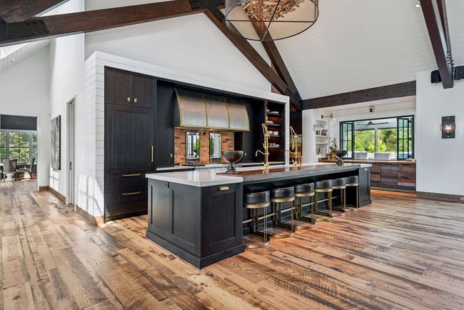 225 Old Farm Rd, House other with 5 bedrooms, 6 bathrooms and 3 parking in Northfield IL | Image 6