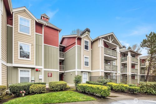 unit-b210-7711 Ne 175th St, Kenmore, WA, 98028-3577 | Card Image