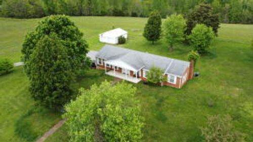 15917A Moneta Rd, Moneta, VA, 24121-5136 | Card Image