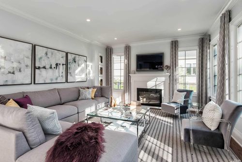 272 Crabapple Rd, Manhasset, NY, 11030-1709 | Card Image