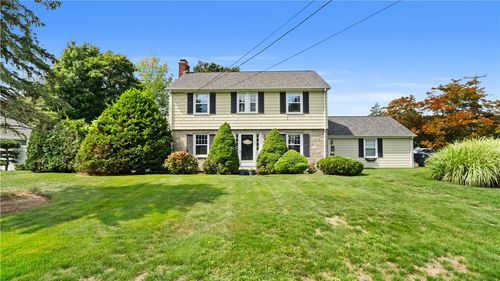 27 Merrymount Dr, Warwick, RI, 02888-5520 | Card Image