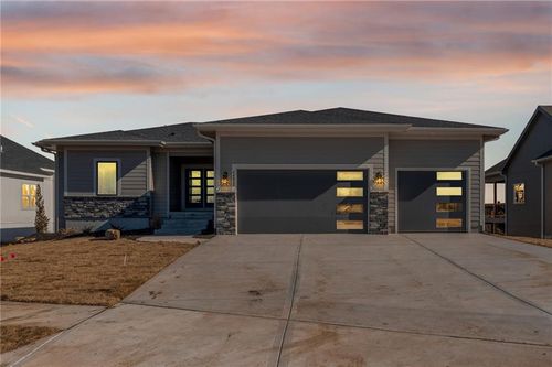 14033 S Landon St, Olathe, KS, 66061-4562 | Card Image