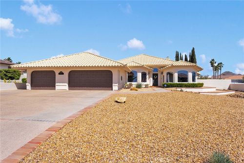 16397 Kasota Rd, Apple Valley, CA, 92307-1495 | Card Image