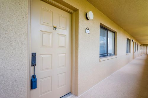 406-3062 Eastland Blvd, CLEARWATER, FL, 33761-4144 | Card Image