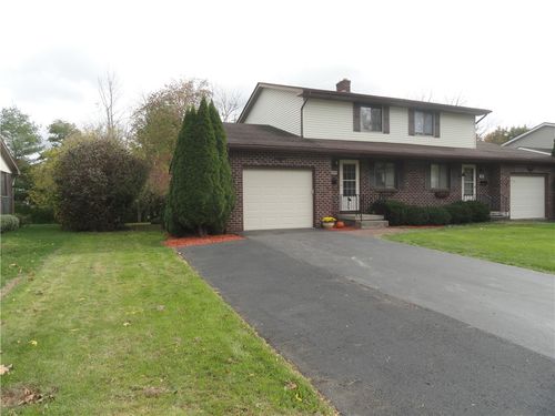 305 Willowbrooke Dr, Brockport, NY, 14420-1133 | Card Image