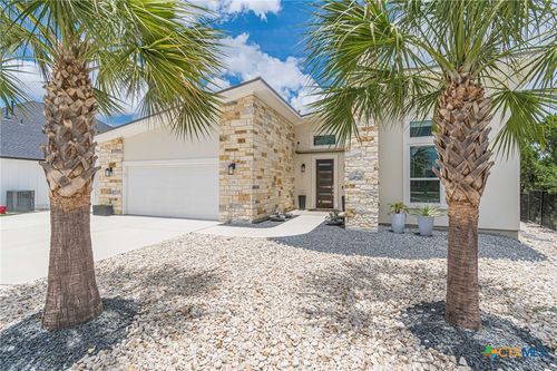 228 Cruising Oak St, San Marcos, TX, 78666-3874 | Card Image