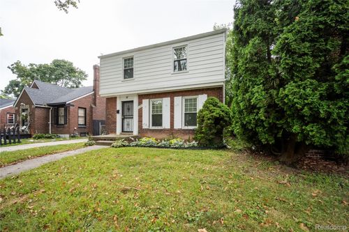 15276 Seymour St, Detroit, MI, 48205-3554 | Card Image