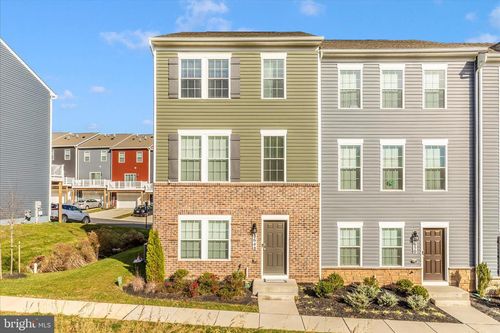 8648 Walter Martz Rd, FREDERICK, MD, 21702-2388 | Card Image