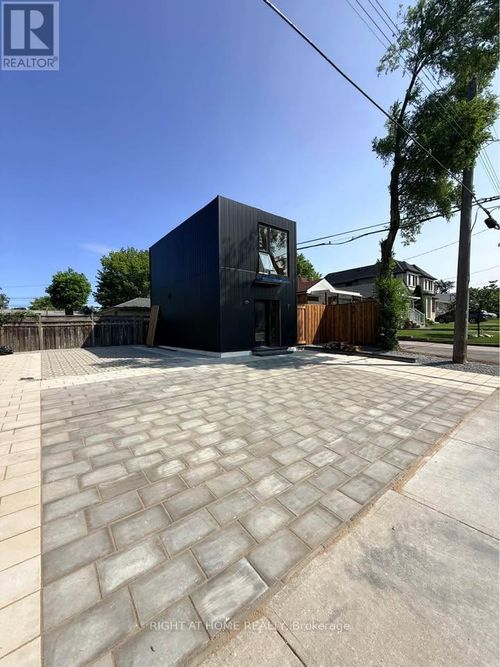 garden-113 Crocus Drive, Toronto (Wexford-Maryvale), ON, M1R4T4 | Card Image