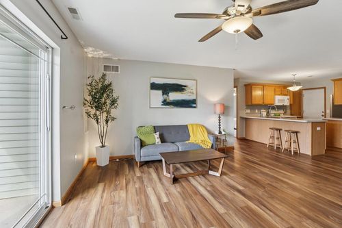 202 Douglas Dr, Brooklyn, WI, 53521-9069 | Card Image