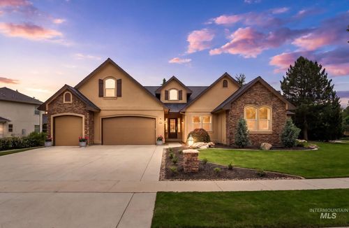 685 W Watermoor Ct., Eagle, ID, 83616-7144 | Card Image