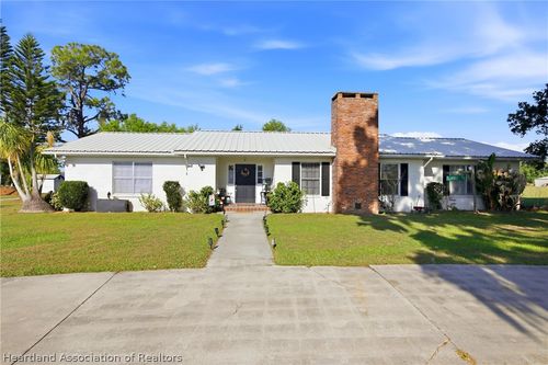 3903 Edison Ave, Bowling Green, FL, 33834-3003 | Card Image