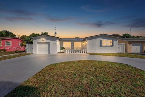 7777 Fairway Blvd, Miramar, FL, 33023-6413 | Card Image