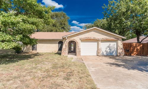 8409 Main St, North Richland Hills, TX, 76182-4119 | Card Image