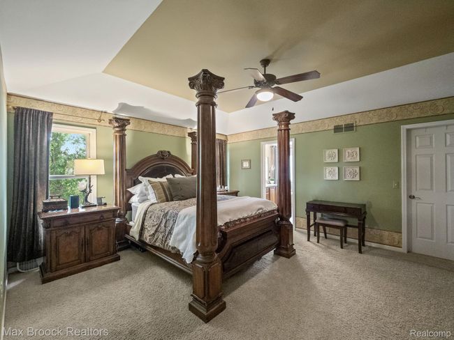 19-web-or-mls-P2277219.jpg | Image 18