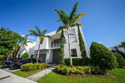 10126 Nw 76th Ter, Doral, FL, 33178-3426 | Card Image