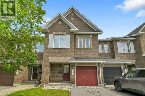 147 Sorento St, Nepean, ON, K2J0B2 | Card Image