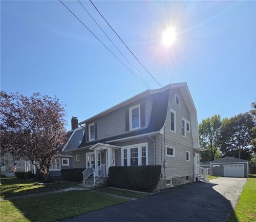 461 Beecher St, Elmira, NY, 14904-2220 | Card Image