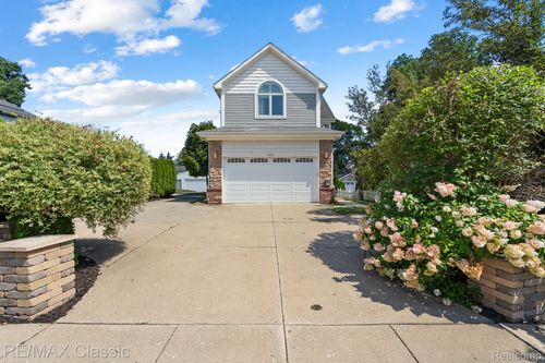 432 N Sheldon Rd, Plymouth, MI, 48170-1034 | Card Image