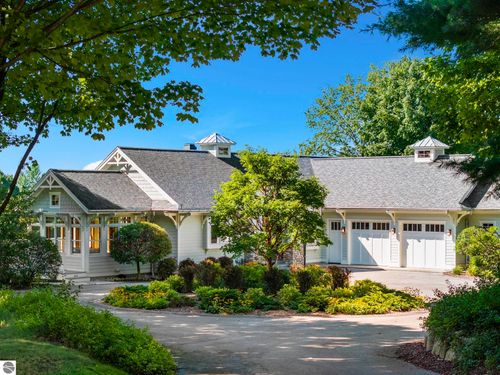 1375 Braebury Way, Traverse City, MI, 49686-7213 | Card Image