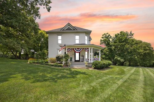221 Somerset St, Stanford, KY, 40484-1313 | Card Image