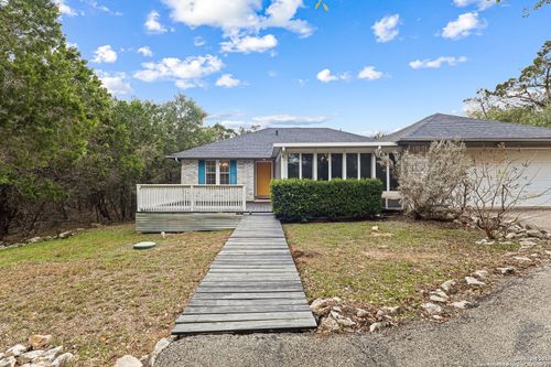 162 Canyon Vw, Spring Branch, TX, 78070-5308 | Card Image