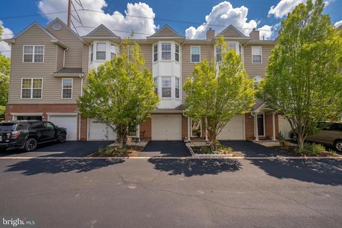 3 Cameron Ct, ROYERSFORD, PA, 19468-2259 | Card Image