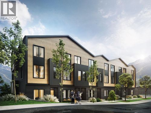 10-1004 4th St E, Revelstoke, BC, V0E2S1 | Card Image