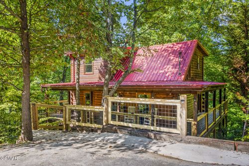 2157 Red Bud Rd, Sevierville, TN, 37876-8964 | Card Image