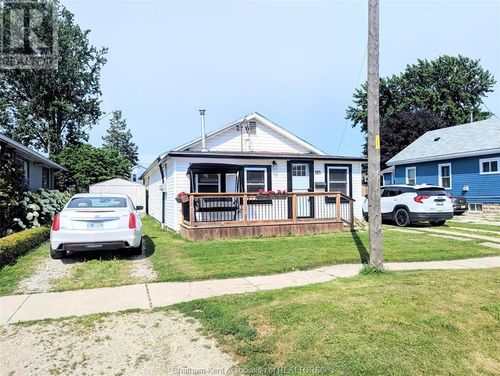 185 Woods St, Chatham, ON, N7L3R4 | Card Image