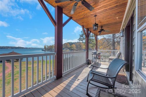 49412 Woodland Dr, Norwood, NC, 28128-6440 | Card Image