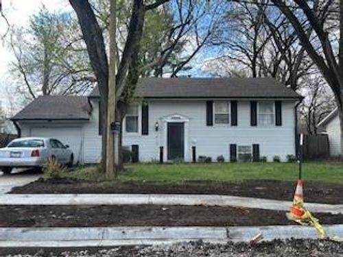 1419 E 19th St, Lawrence, KS, 66046-3211 | Card Image