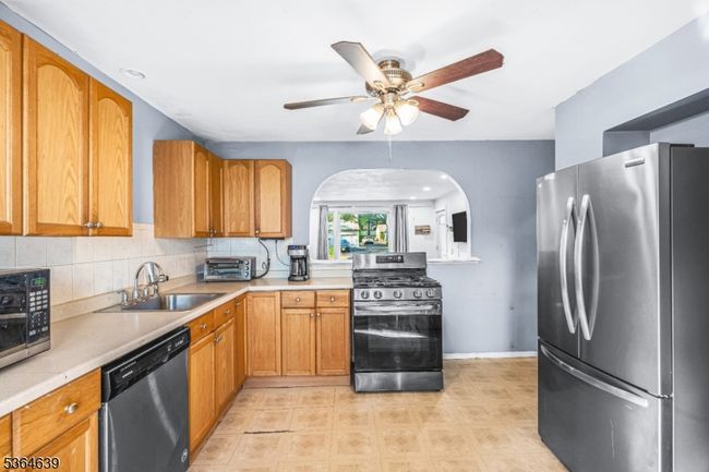 318 Terrill Rd, House other with 3 bedrooms, 1 bathrooms and null parking in Plainfield NJ | Image 8