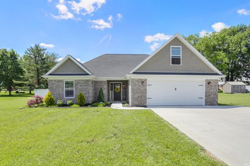 606 W Elm St, Haubstadt, IN, 47639-8269 | Card Image