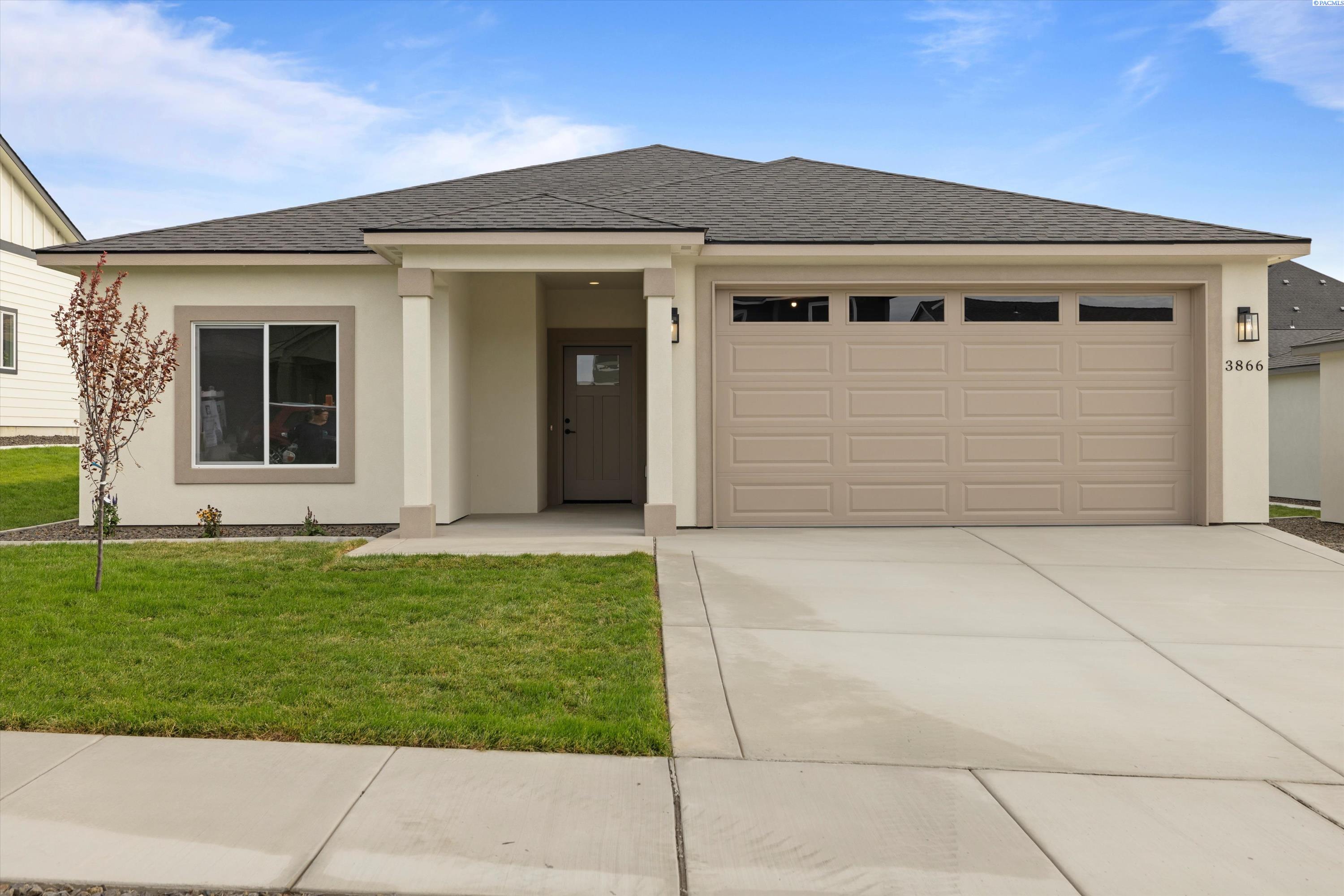 Barbera St, Richland, WA 99352