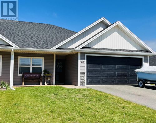 98 Kindred Ave, Charlottetown, PE, C1C0W9 | Card Image