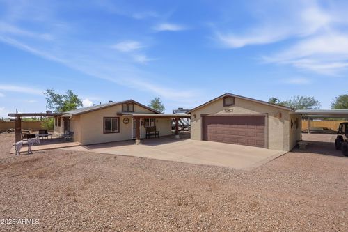 2238 N Plaza Dr, Apache Junction, AZ, 85120-1619 | Card Image