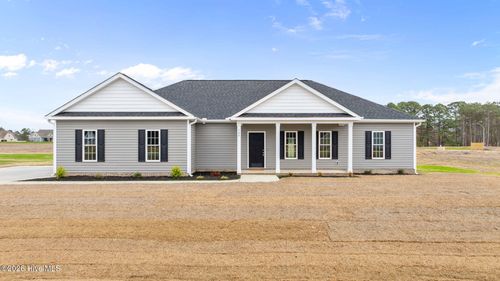 102 Ellens Way Dr, Goldsboro, NC, 27534-6126 | Card Image
