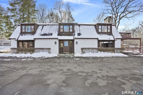 355 North St, Ridgefield, CT, 06877-2514 | Card Image