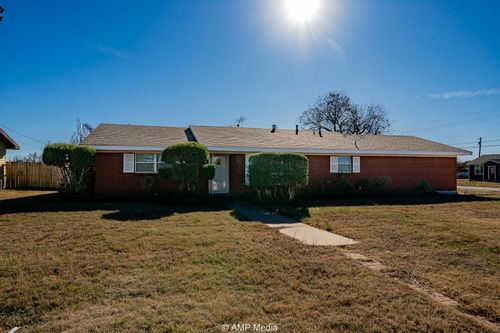 1631 20th St, Anson, TX, 79501-6903 | Card Image