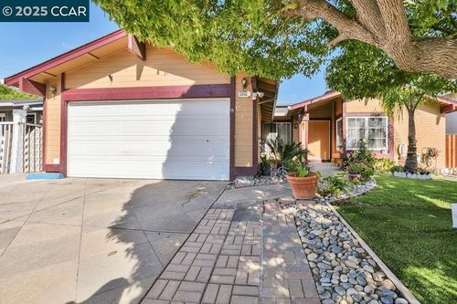2256 Concord Dr, Pittsburg, CA, 94565-4479 | Card Image
