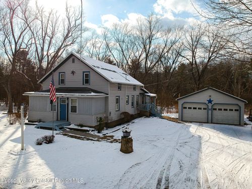 8901 Route 32, Cairo, NY, 12413-2233 | Card Image