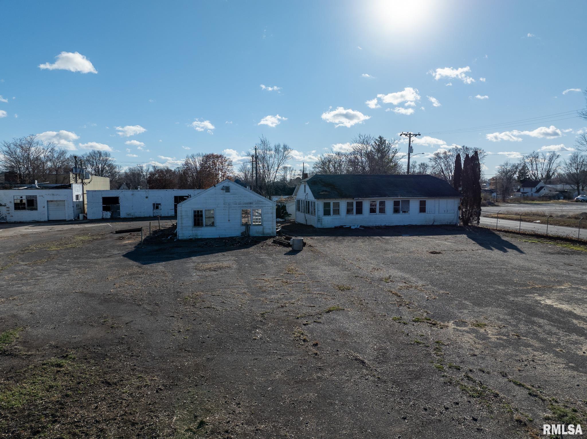 Commercial Sale in Abingdon 3