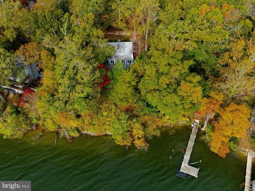 43979 Drum Cliff Rd, HOLLYWOOD, MD, 20636-2450 | Card Image