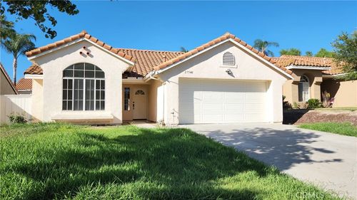 27546 Senna Ct, Temecula, CA, 92591-6105 | Card Image