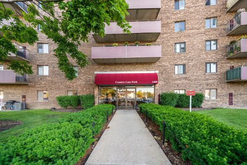 307-1460 Fairlane Dr, Schaumburg, IL, 60193-3530 | Card Image