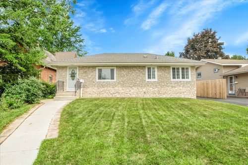 209 E Blair St, West Chicago, IL, 60185-3409 | Card Image