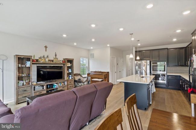 121 Kyle Sq, Townhouse with 3 bedrooms, 4 bathrooms and null parking in MEDIA PA | Image 13