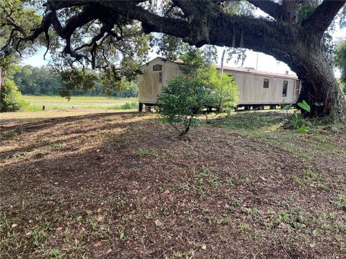 15980 Se Highway 42, WEIRSDALE, FL, 32195-2627 | Card Image